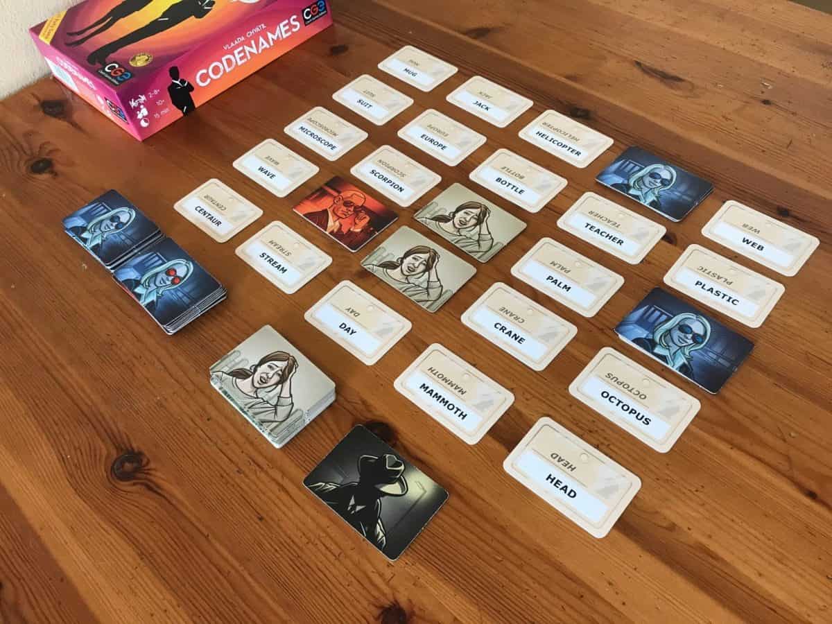 Codenames-box-and-cards | Agoge Game Academy