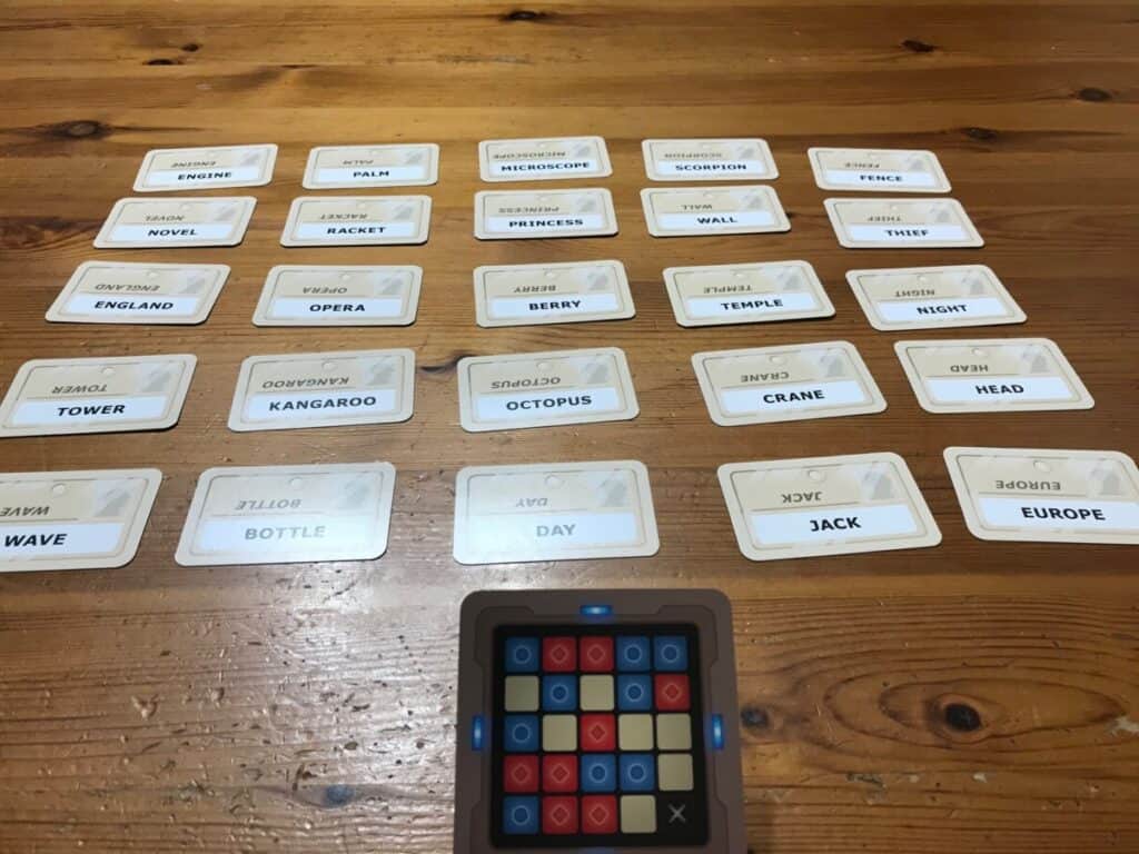 Codenames-cards-and-key-card | Agoge Game Academy