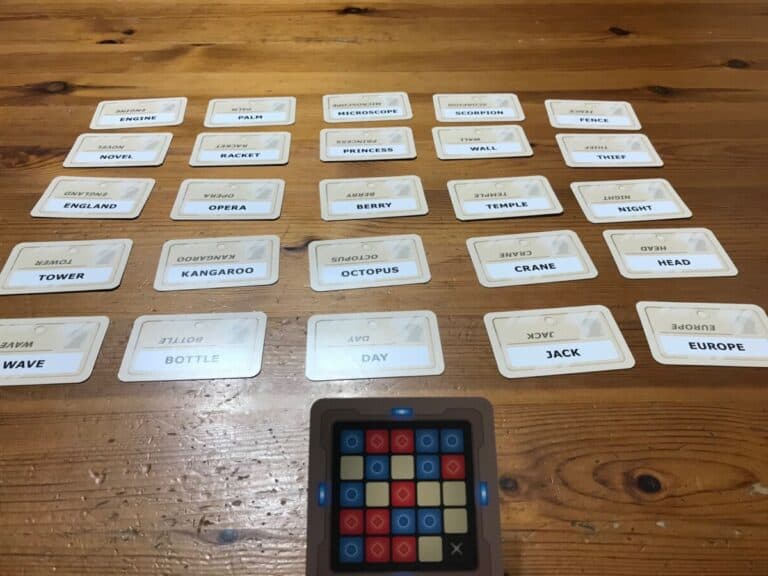 codenames-cards-and-key-card-agoge-game-academy